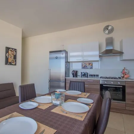 The Terrace Apartment Xghajra