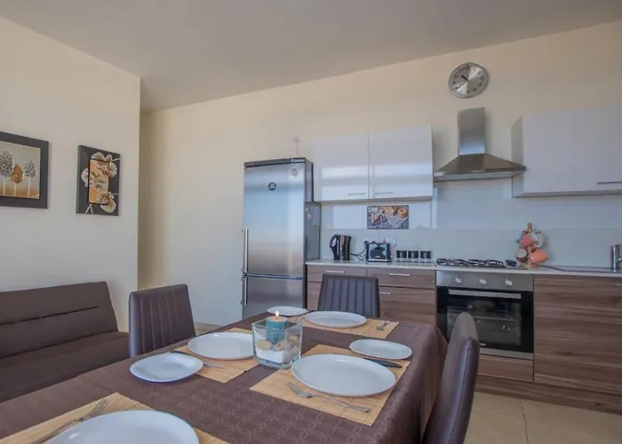 The Terrace Apartment Xghajra